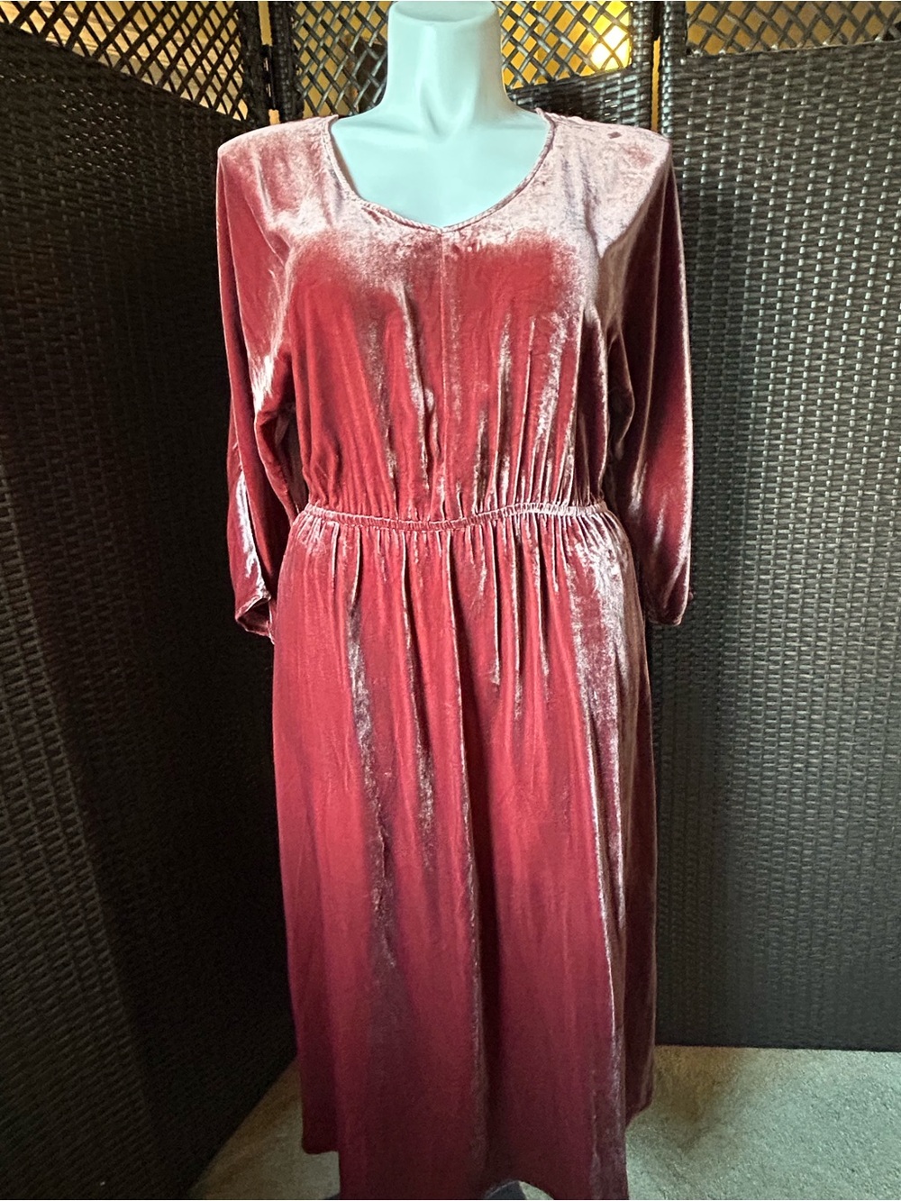 Garnet Hill Velvet Long Sleeve Midi Dress in Rosewood NWOT